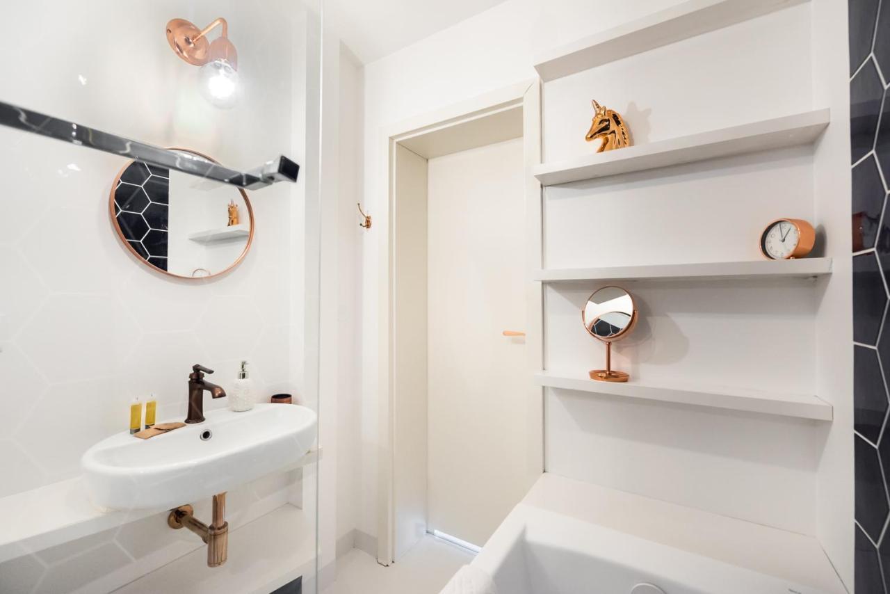 Zlota Blue Modern Studio Warszawa Zewnętrze zdjęcie
